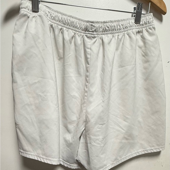 Gymshark White Activewear Shorts Size Xl - Picture 4 of 7
